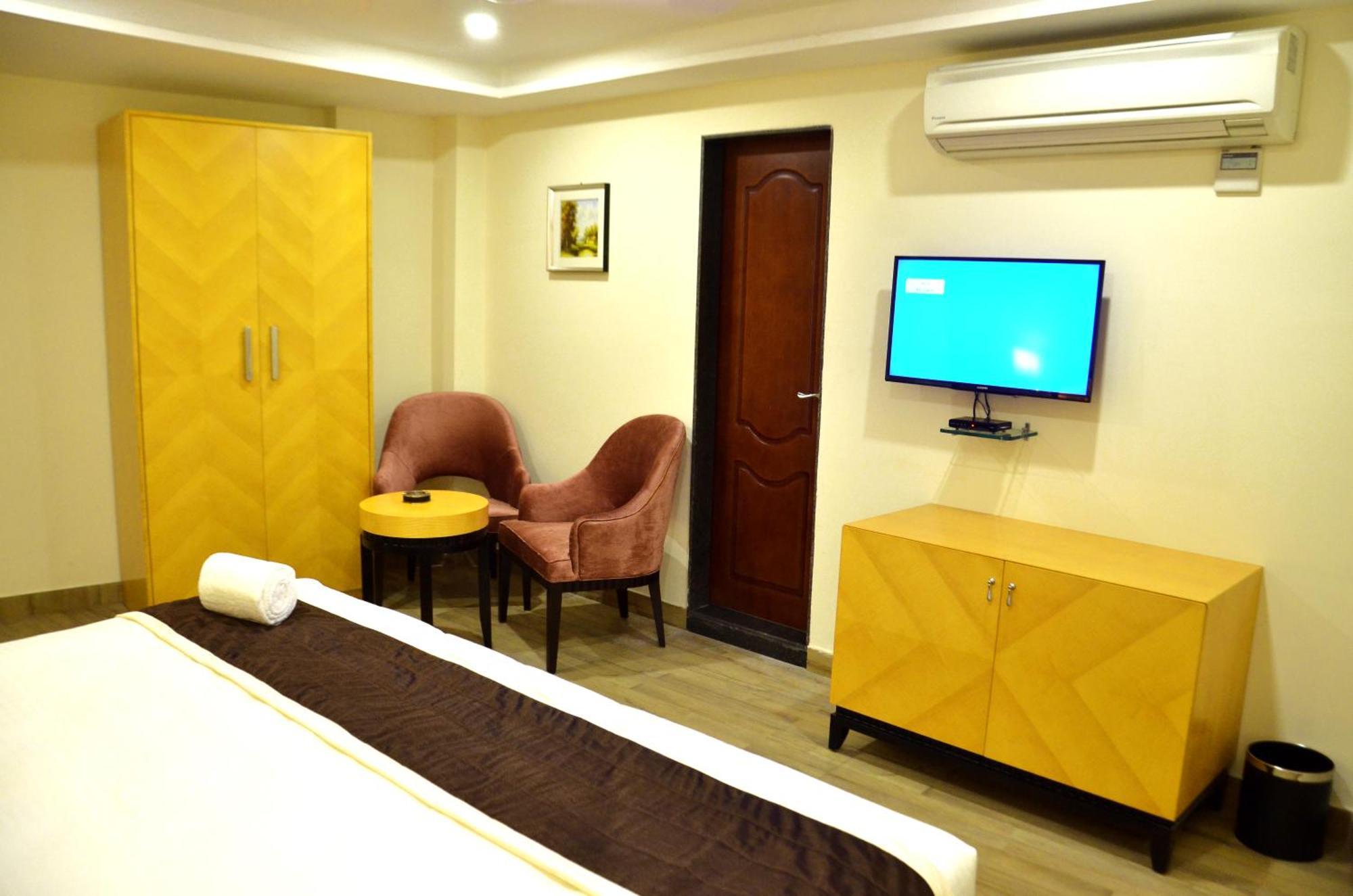 The Ved Mantra Hotel Гвалиор Екстериор снимка